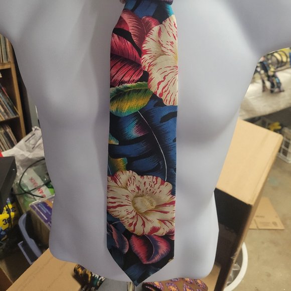 NUBIO 100% COTTON TIE NECKTIE FLOWERS / FLORAL PATTERN - Picture 1 of 5